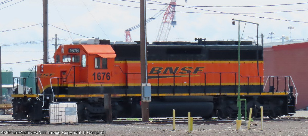 BNSF 1676